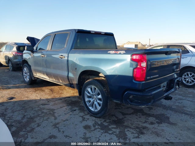 Chevrolet Silverado 1500 Ltd 4wd  Short Bed Custom 2022 3GCPYBEK2NG197589 Image 3