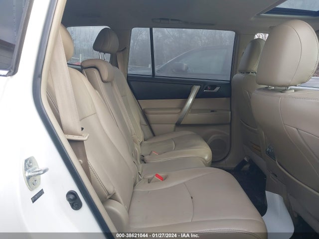 2013 TOYOTA HIGHLANDER SE V6 VIN: 5TDBK3EH1DS241684