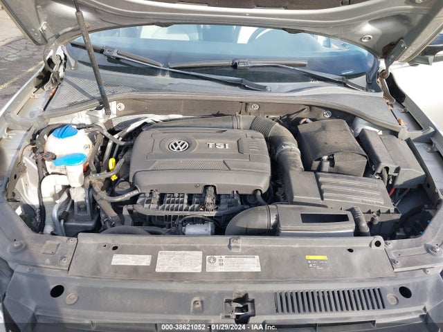 1VWBT7A39EC098370 Volkswagen Passat 1.8t Sport