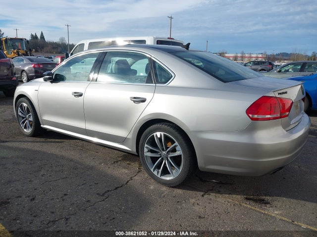 1VWBT7A39EC098370 Volkswagen Passat 1.8t Sport