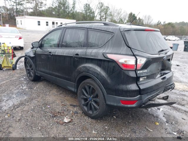 1FMCU0GD8HUD81414 Ford ESCAPE SE
