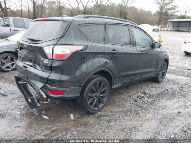 1FMCU0GD8HUD81414 Ford ESCAPE SE