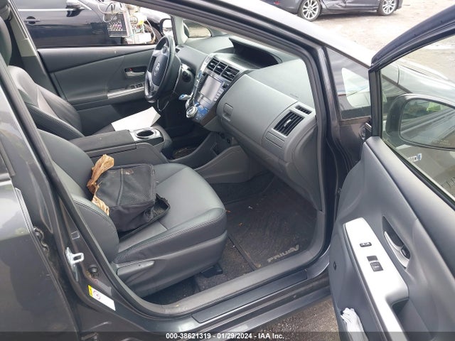 Toyota Prius V Five 2014 JTDZN3EU2E3360964 Image 5