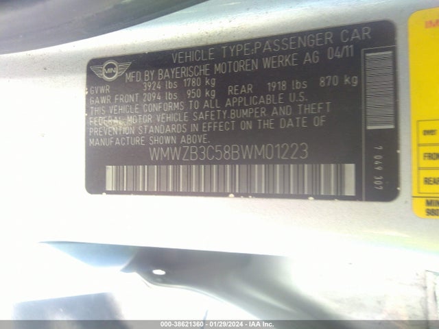 2011 MINI COOPER COUNTRYMAN WMWZB3C58BWM01223 Photo 8