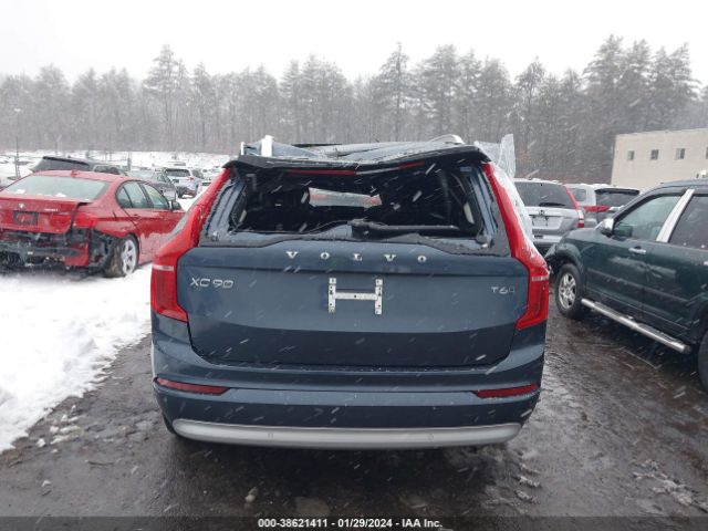YV4A22PK0N1861646 Volvo Xc90 T6 Momentum 7 Passenger