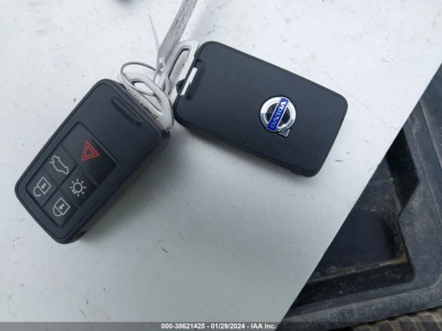 YV140MEKXH1359276 Volvo V60 T5 Premier