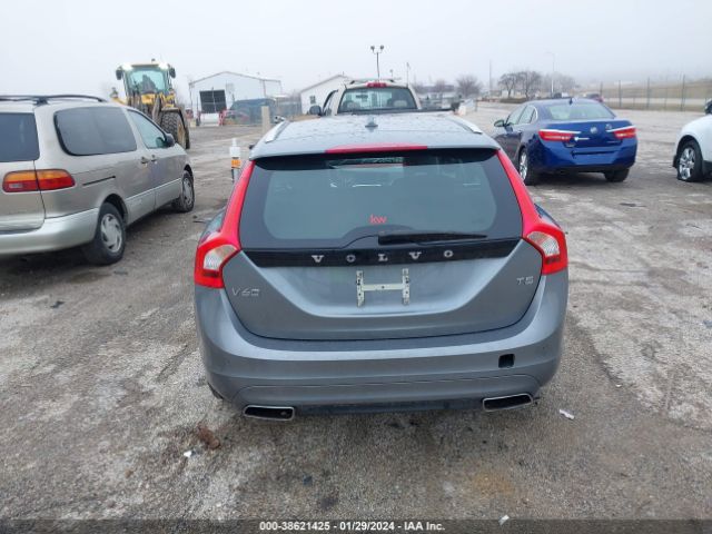 YV140MEKXH1359276 Volvo V60 T5 Premier
