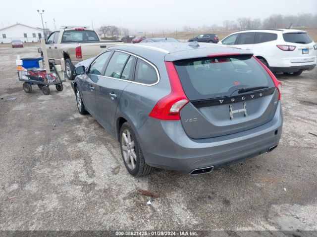 YV140MEKXH1359276 Volvo V60 T5 Premier