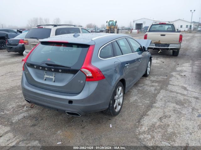 YV140MEKXH1359276 Volvo V60 T5 Premier
