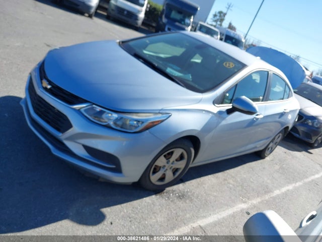 Chevrolet Cruze Ls Auto 2017 1G1BC5SM3H7149348 Image 2