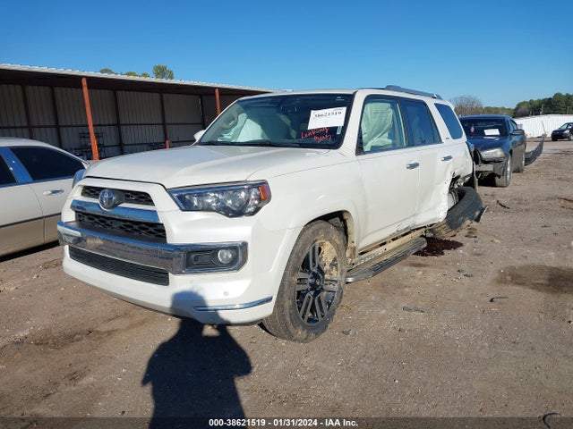 Toyota 4runner Limited 2019 JTEZU5JR6K5199692 Image 2