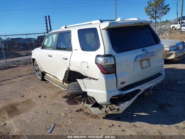 Toyota 4runner Limited 2019 JTEZU5JR6K5199692 Image 3