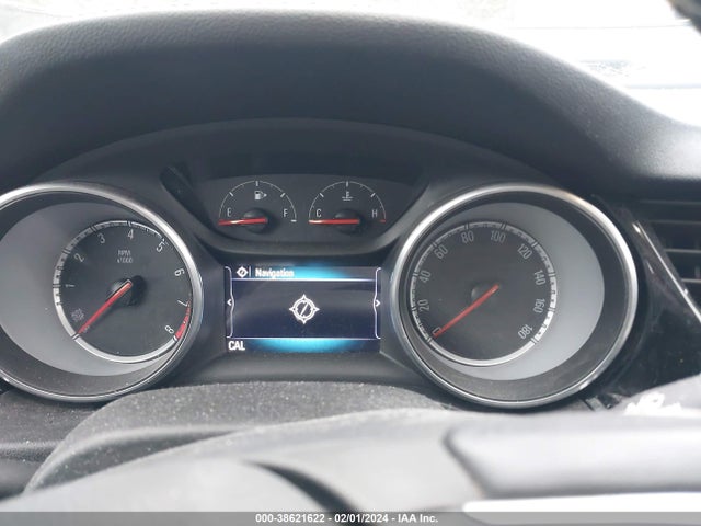 W04GV8SX4J1093684 Buick Regal Tourx Essence