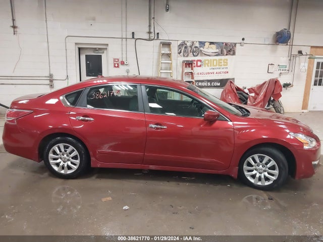 Nissan Altima 2.5 S 2015 1N4AL3AP0FC104459 Image 13
