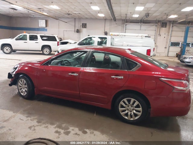 Nissan Altima 2.5 S 2015 1N4AL3AP0FC104459 Image 14