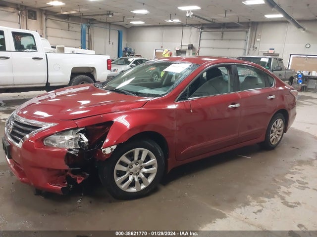 Nissan Altima 2.5 S 2015 1N4AL3AP0FC104459 Image 2