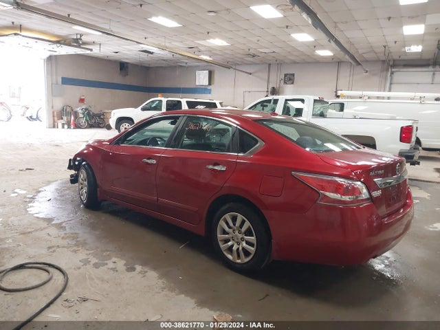 Nissan Altima 2.5 S 2015 1N4AL3AP0FC104459 Image 3