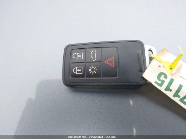 2017 VOLVO XC60 YV440MDUXH2198783 Photo 10