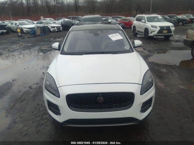 2021 JAGUAR E-PACE SADFP2FX2M1019739 Photo 5