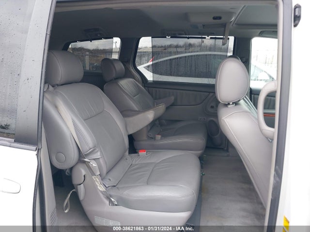2006 TOYOTA SIENNA XLE VIN: 5TDBA22C06S075974