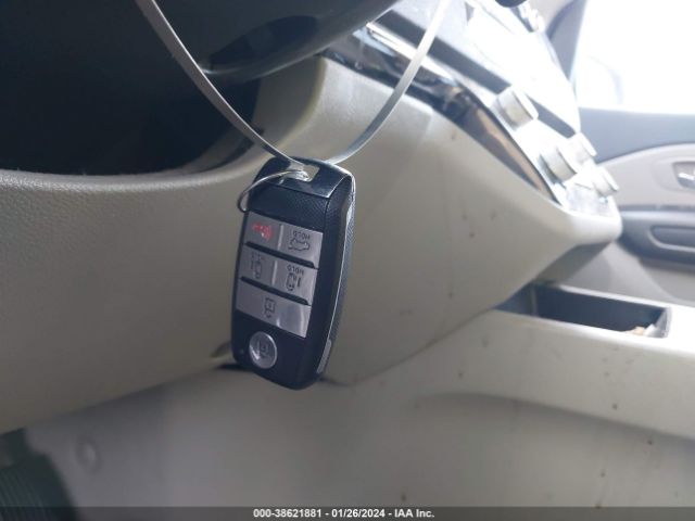 KNDMB5C11K6510810 KIA SEDONA EX