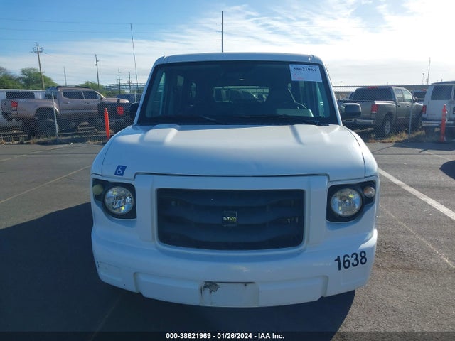 2016 MOBILITY VENTURES MV-1 VIN: 57WMD2C67GM100368