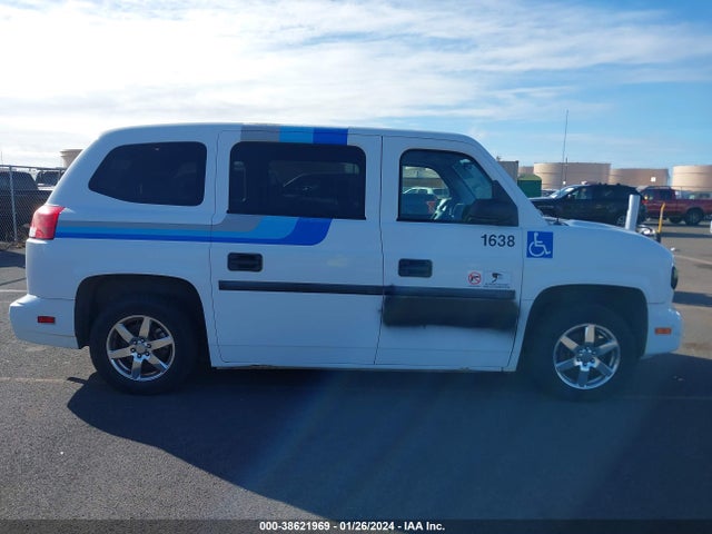 2016 MOBILITY VENTURES MV-1 VIN: 57WMD2C67GM100368