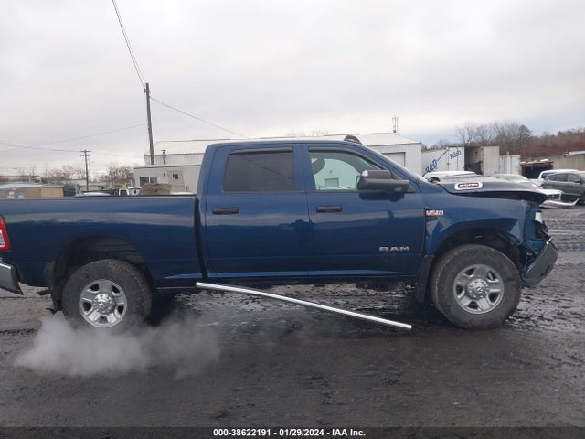 3C6UR5CJ1MG638985 RAM 2500 Tradesman  4x4 6'4 Box