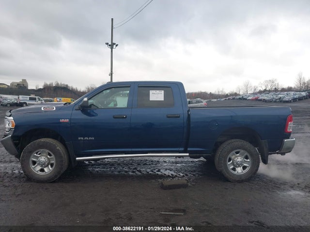 3C6UR5CJ1MG638985 RAM 2500 Tradesman  4x4 6'4 Box