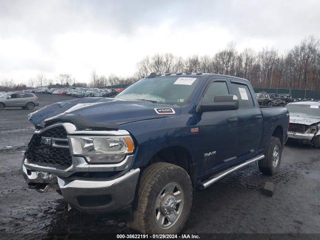 3C6UR5CJ1MG638985 RAM 2500 Tradesman  4x4 6'4 Box