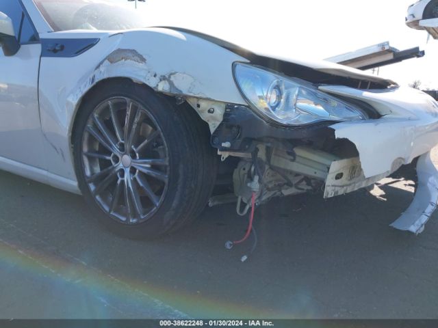 JF1ZNAA19F8704915 Scion FR-S