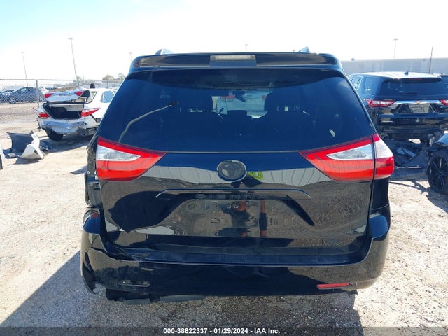 Toyota Sienna Xle 8 Passenger 2017 5TDYZ3DC5HS826446 Image 17