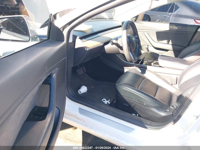 Tesla Model 3 Long Range/mid Range/standard Range/standard Range Plus 2019 5YJ3E1EA2KF401463 Image 5