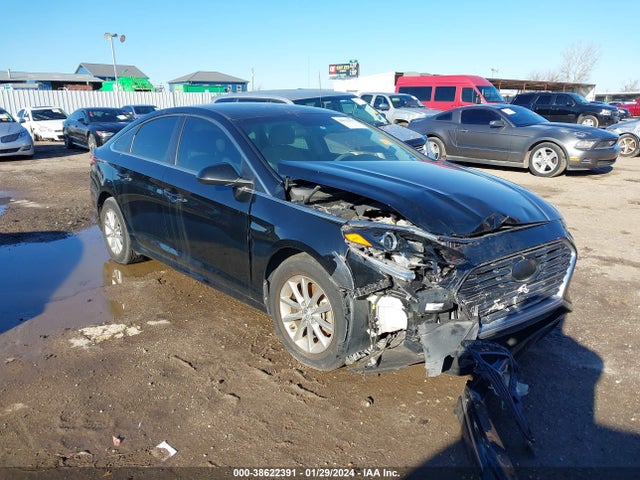 Hyundai SONATA SE 2018 5NPE24AF5JH626271 Image 1