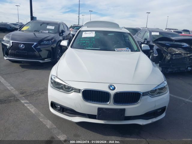 WBA8E1G55JNU93011 BMW 320i
