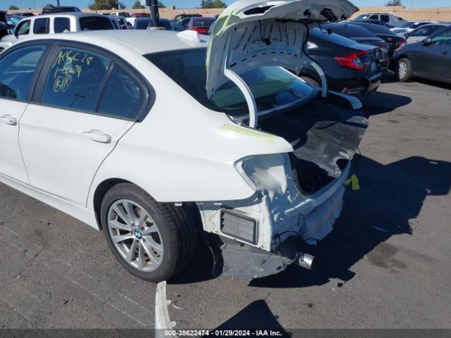WBA8E1G55JNU93011 BMW 320i