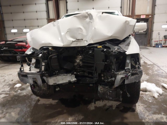 RAM 1500 Night  4x4 5'7 Box 2017 1C6RR7MT1HS850592 Image 6