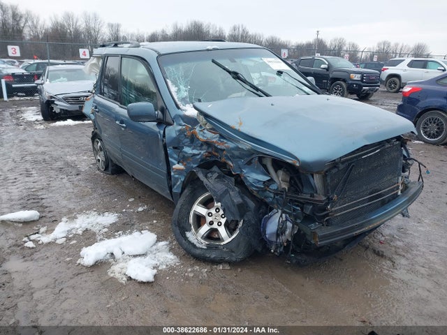 2007 HONDA PILOT EX VIN: 5FNYF28447B028657