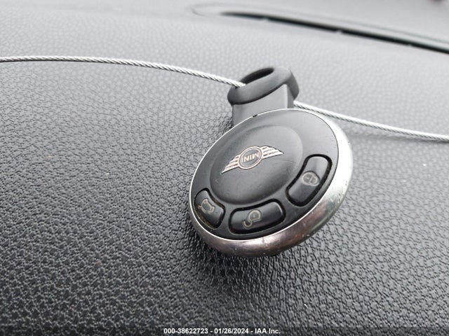 2011 MINI COOPER WMWSU3C56BTX96175 Photo 10
