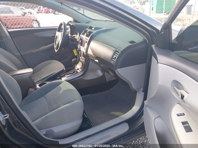 2013 TOYOTA COROLLA LE VIN: 2T1BU4EE9DC096151
