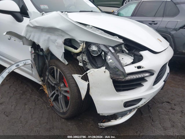 2013 PORSCHE CAYENNE WP1AC2A20DLA90101 Photo 5