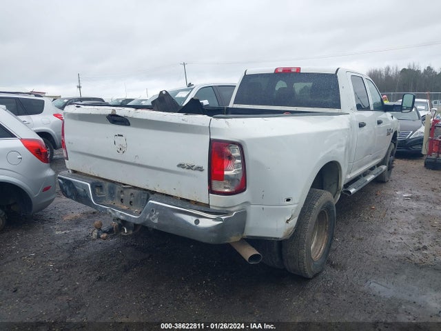 38622811 :رقم المزاد ، 3C63RRGL5GG353600 vin ، 2016 Ram 3500 Tradesman مزاد بيع