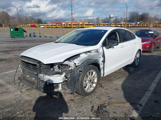 Ford FUSION SE 2019 3FA6P0HD7KR193169 Image 2