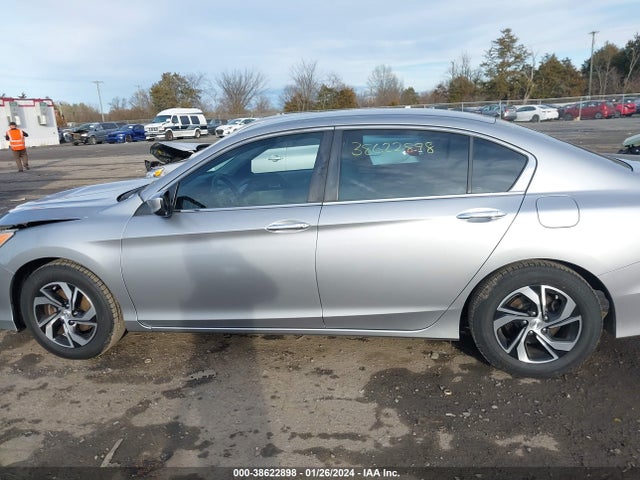 Honda ACCORD LX 2017 1HGCR2F36HA210299 Image 14