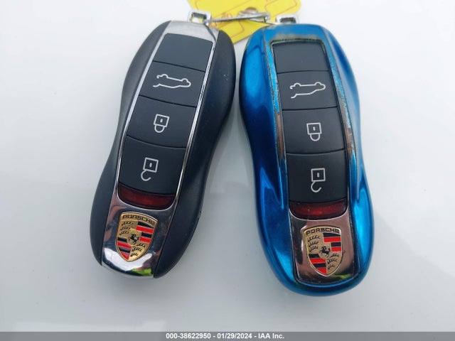 2019 PORSCHE MACAN WP1AA2A56KLB09084 Photo 10