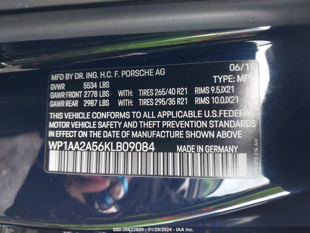 2019 PORSCHE MACAN WP1AA2A56KLB09084 Photo 8