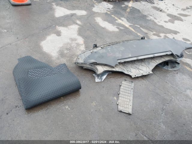 5YJ3E1EA8KF306423 Tesla MODEL 3