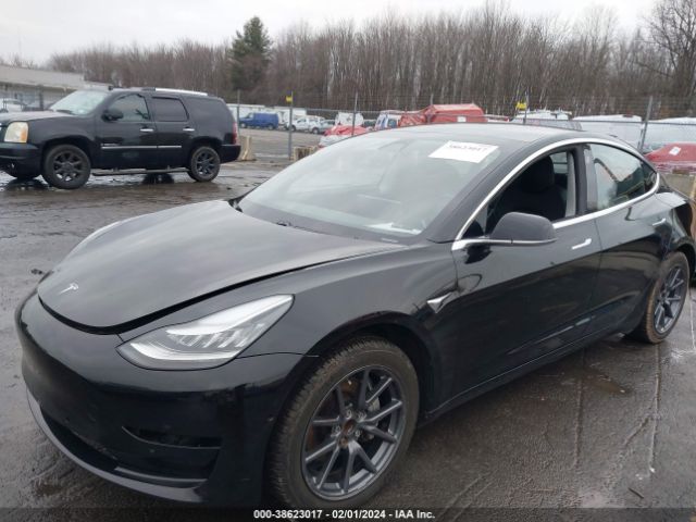 5YJ3E1EA8KF306423 Tesla MODEL 3