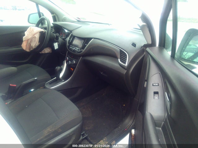 Chevrolet Trax Awd Ls 2020 KL7CJNSB0LB091167 Image 5