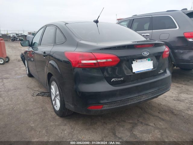 1FADP3F22GL281899 Ford FOCUS SE